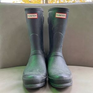 Hunter Original Back Adjustable Short Waterproof Rain Boot, black, womens 9